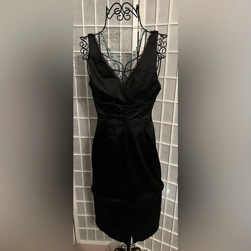 BEBE Slim Sexy V Neck Satin Midi Dress NWT - Picture 6 of 12